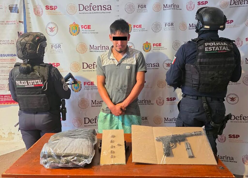 En operativos rescatan a dos personas y detienen a 27