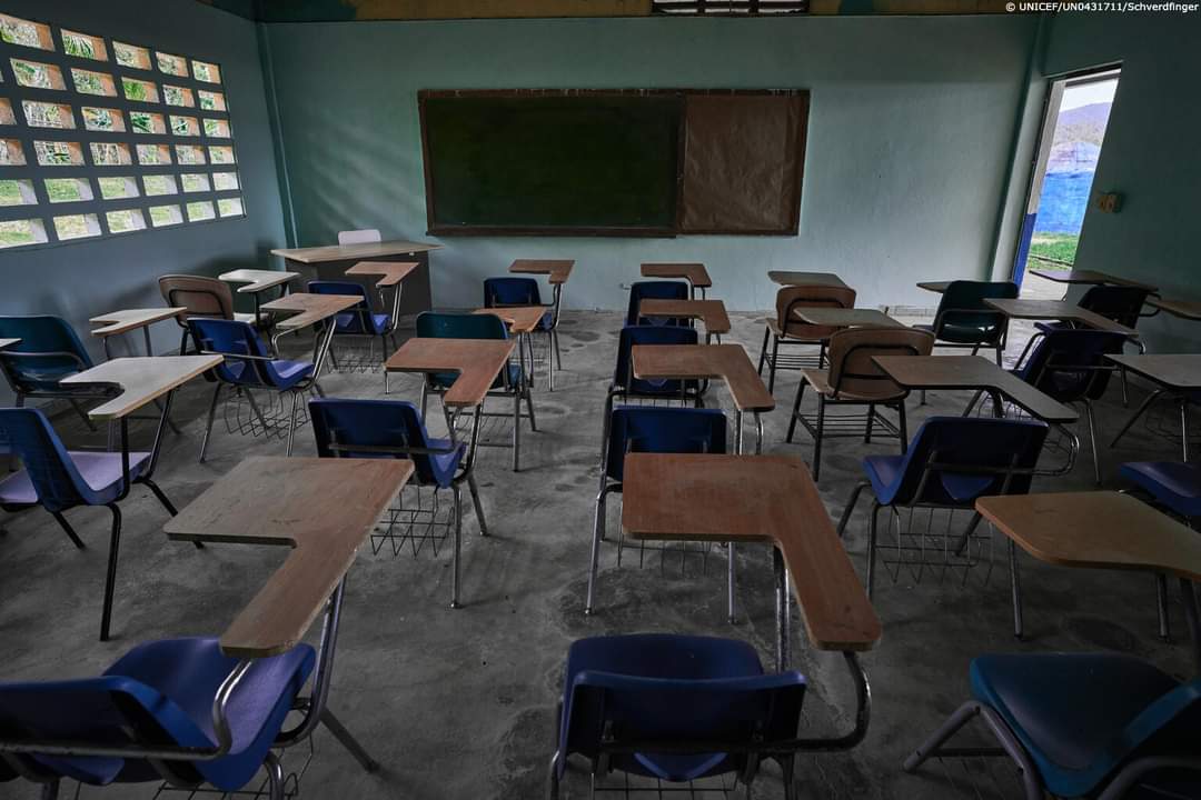 SENADO avanza con la PROHIBICIÓN de Electrónicos y Celulares en ESCUELAS