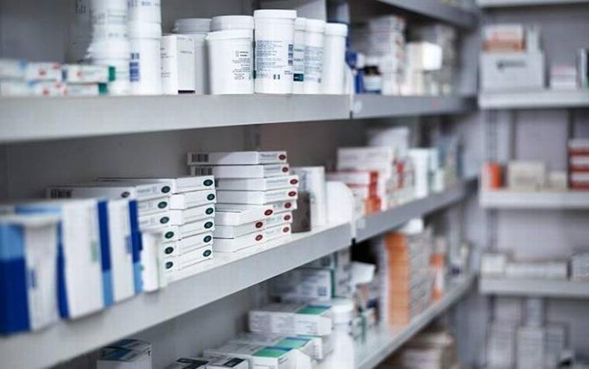11 FARMACÉUTICAS no han entregado ni una pieza de los MEDICAMENTOS e INSUMOS